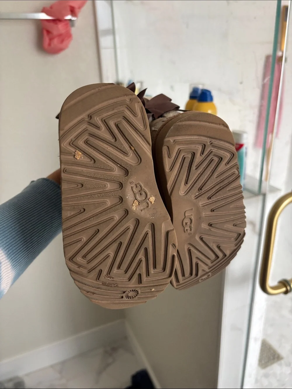 Kids boots with bows